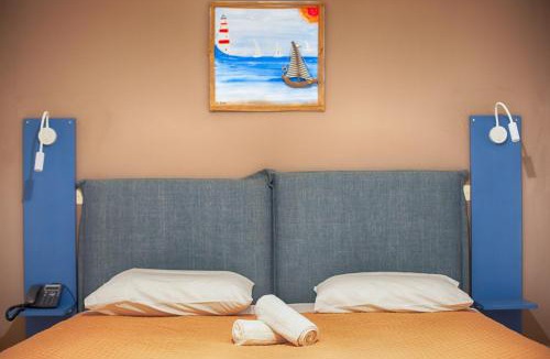 Moudros Hotel | To Kyma