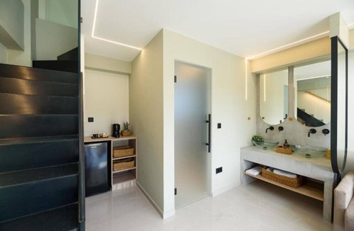 Kassandra Villa | Topaz 2 Bedroom Suite with Private Pool