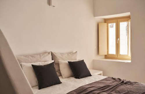 Little Venice Apartment | Town Box by Monocle