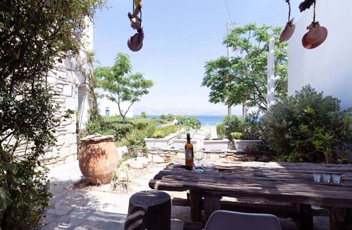 Ampelas Apartment | Traditional beach front apartment