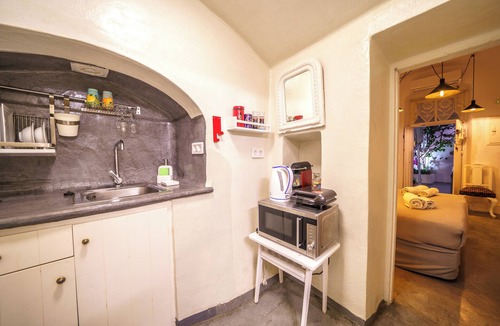 Oia House | TRADITIONAL CAVE in the heart of old OIA