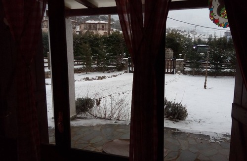 Arachova Ski Chalet | TRADITIONAL CHALET-LIVADI-ARACHOVA-GREECE