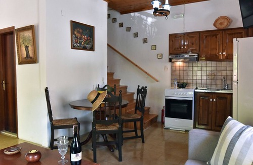 Antipernoi Ski Chalet | Traditional Greek Maisonette in Antiperni village