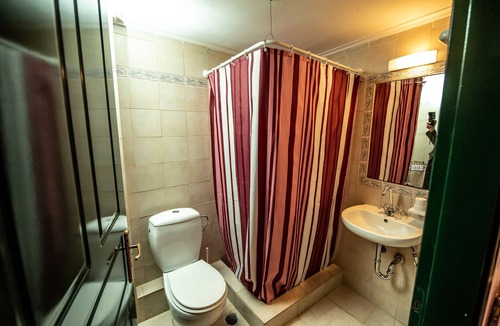 Zarouhla Hotel | Traditional hotel Stis Elenas