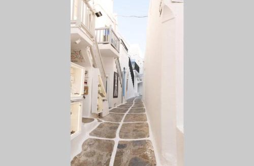 Little Venice Apartment | Traditional Myconian Studio in the heart of Chora