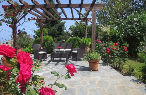Zagora-Mouresi Villa | Traditional Private villa, great view to the mountain and the Sea.