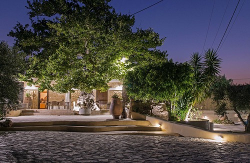 Piskokefalon Villa | Traditional Wood-Stone Villa With A Pool In Crete