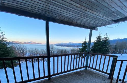 Lake Plastiras Apartment | Traditional Wooden Apartment