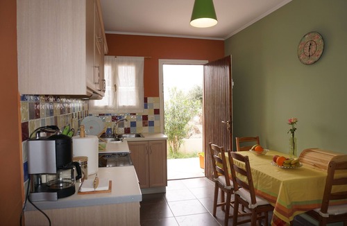 Daratsos House | Tranquil 3-bed seaside cottage