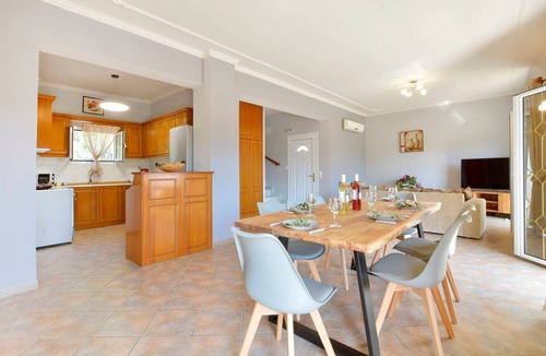 Agios Georgios Pagon Villa | Tranquil Corfu Villa | 3 Bedrooms | Villa Chrinos | Gated Pool | Agios Georgios.