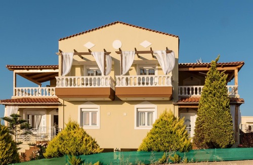 Sfakaki Villa | Tranquil Villa in the seaside village of Sfakaki