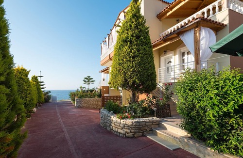 Sfakaki Villa | Tranquil Villa in the seaside village of Sfakaki