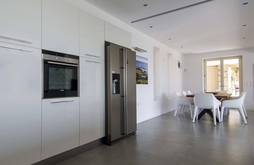 Messinia Villa | Traumvilla mit Blick auf die Bucht von Navarino - 5 min zum Strand und Golfplatz