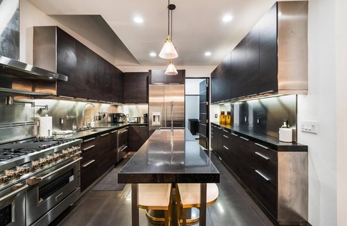 Brentwood Villa | Travis Modern Mansion - Stunning Brentwood Contemporary Estate with Rooftop