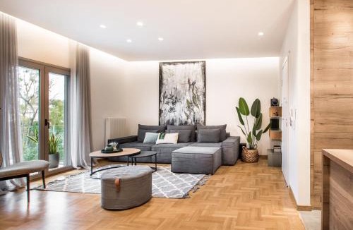 Dafni-Ymittos Apartment | Tree Olive Athens
