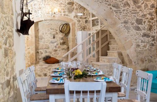 Kaliviani House | Trigono Luxury House