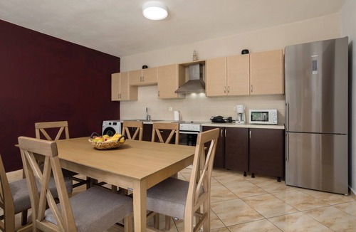 Kalpaki Apartment | Tumeremos Apartment | Peaceful Garden Retreat | 3BR | BBQ | Near the Sea