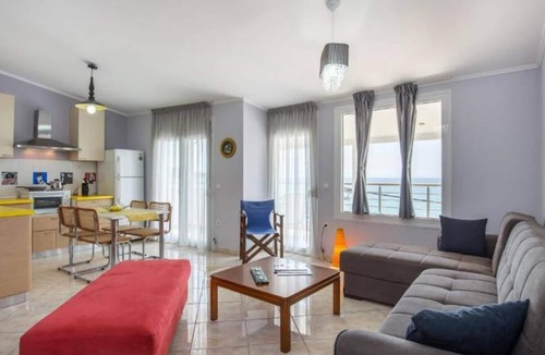 Potos Apartment | Tutti Frutti Home in Potos