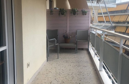Marousi Apartment | Two-bedroom studio