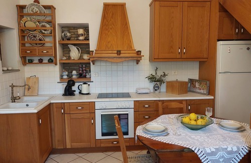 Steniai Cottage | Two levels traditional stone cottage villa