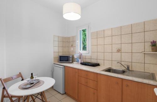 Chrissi Akti Apartment | Tzane Studios & Apartments - Steps away from Golden Beach