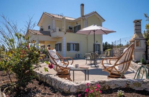 Parisata Villa | Tzaneta's star view