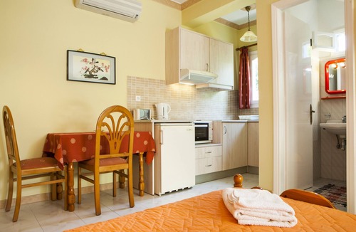 Lassi Apartment | Tzivras Studio Apartment