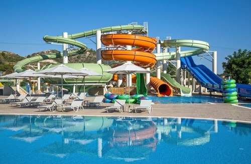 Faliraki Apartment | Ultra All Inclusive Resort Overlooking the Beach