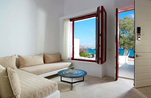 Apollonia Apartment | Unique Milos Suites