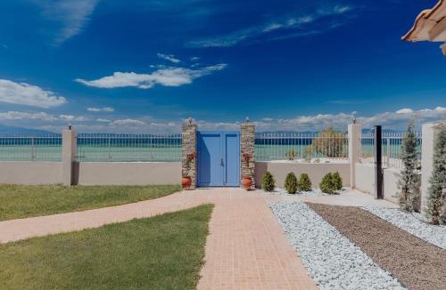 Megalos Prinos Villa | Unique Thasos Beach Villa