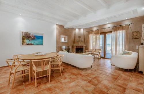 Megalos Prinos Villa | Unique Thasos Beach Villa
