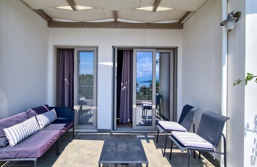 Episkopos Villa | Unique Villa Zogianna Ideal For Families With Pool & Jacuzzi