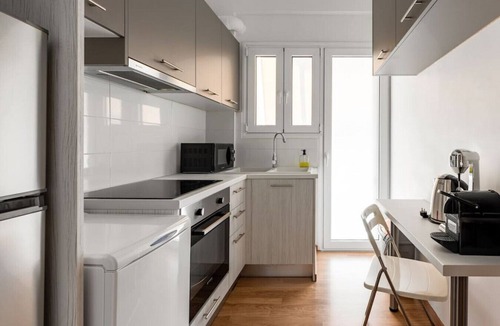 Ampelokipoi Apartment | Urban Chic Hideaway Near Athens Center & Metro