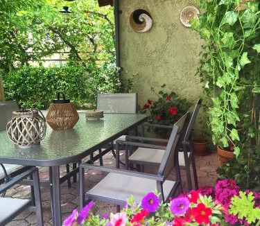 Aria Apartment | Va Yia/Spacious guest house