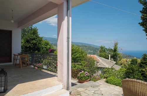 Mouresi House | Vacation home with amazing view of aegean sea and big relaxing yard/pet friendly