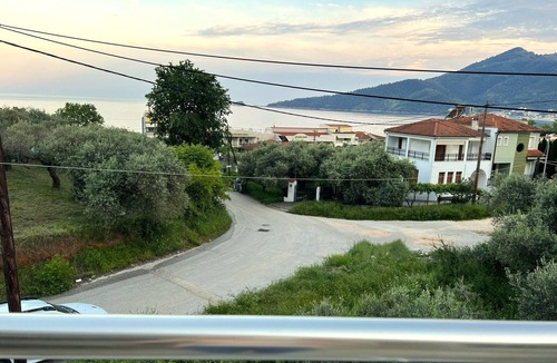 Chrisi Ammoudia Villa | Vacation Villa in Golden beach close to the sea