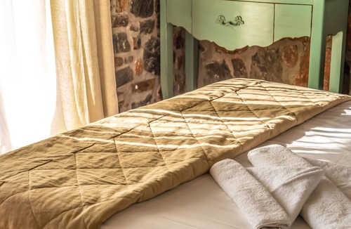 Milatos House | Vacationers of all ages will feel right at home in this great vacation home, which has been very tas