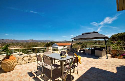 Chania Villa | Vagioni Seaside Villa