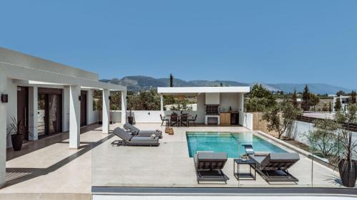 Kalpaki Villa | Valley View Villas, By TK Premium Stays