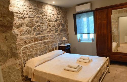 Vathy Apartment | Varko House