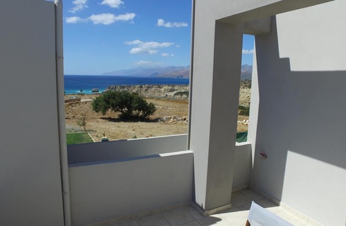 Vizari House | Vast view of landscape and sea, pool, 4 pers. | holiday home Triopetra, Crete