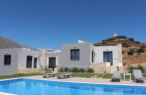 Vizari House | Vast view of landscape and sea, pool, 4 pers. | holiday home Triopetra, Crete