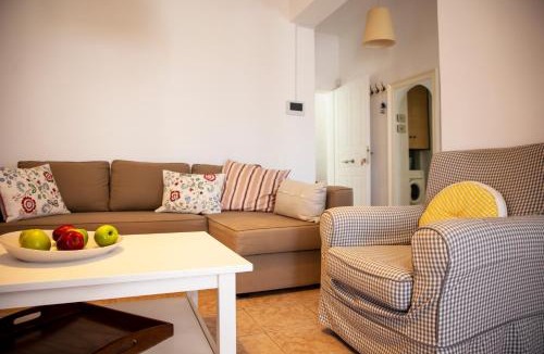 Milos Apartment | Veloudi's Apartment 1