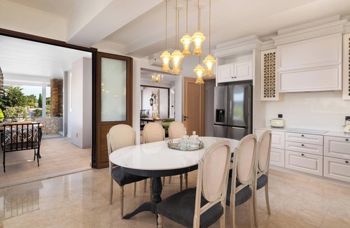 Petaloudes Villa | Vento Imperiale Estate