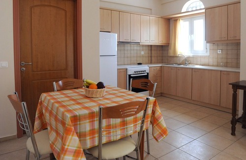 Agios Ioannis House | Veranda me thea (Terrace with view)