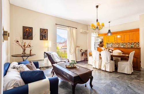 Kalamata Apartment | Vicky’s Cozy Nest, Your Home by the Sea
