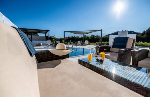 Kiotari Villa | Vigla Kiotari - a stunning villa ideally situated next to the magnificent Kiotari Beach.