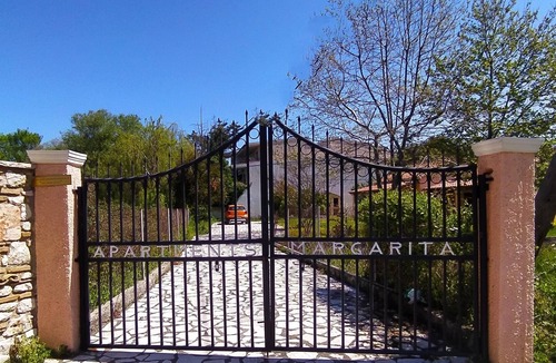 Acharavi House | Vila Margarita