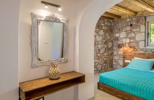 Lardos Villa | Villa ∙ 2 bedrooms ∙ 2 guests