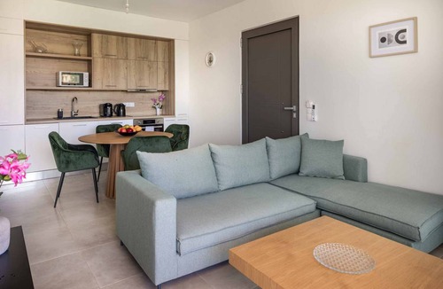 Adelianos Kampos Villa | Villa ∙ 2 bedrooms ∙ 4 guests